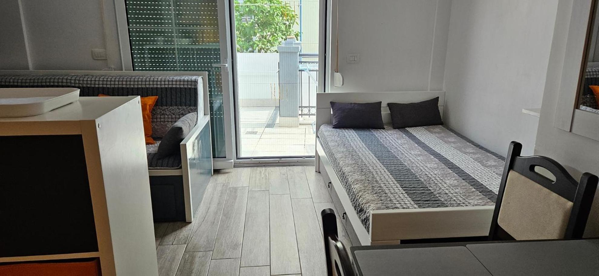 Apartments Laguna Gisela Изола Экстерьер фото