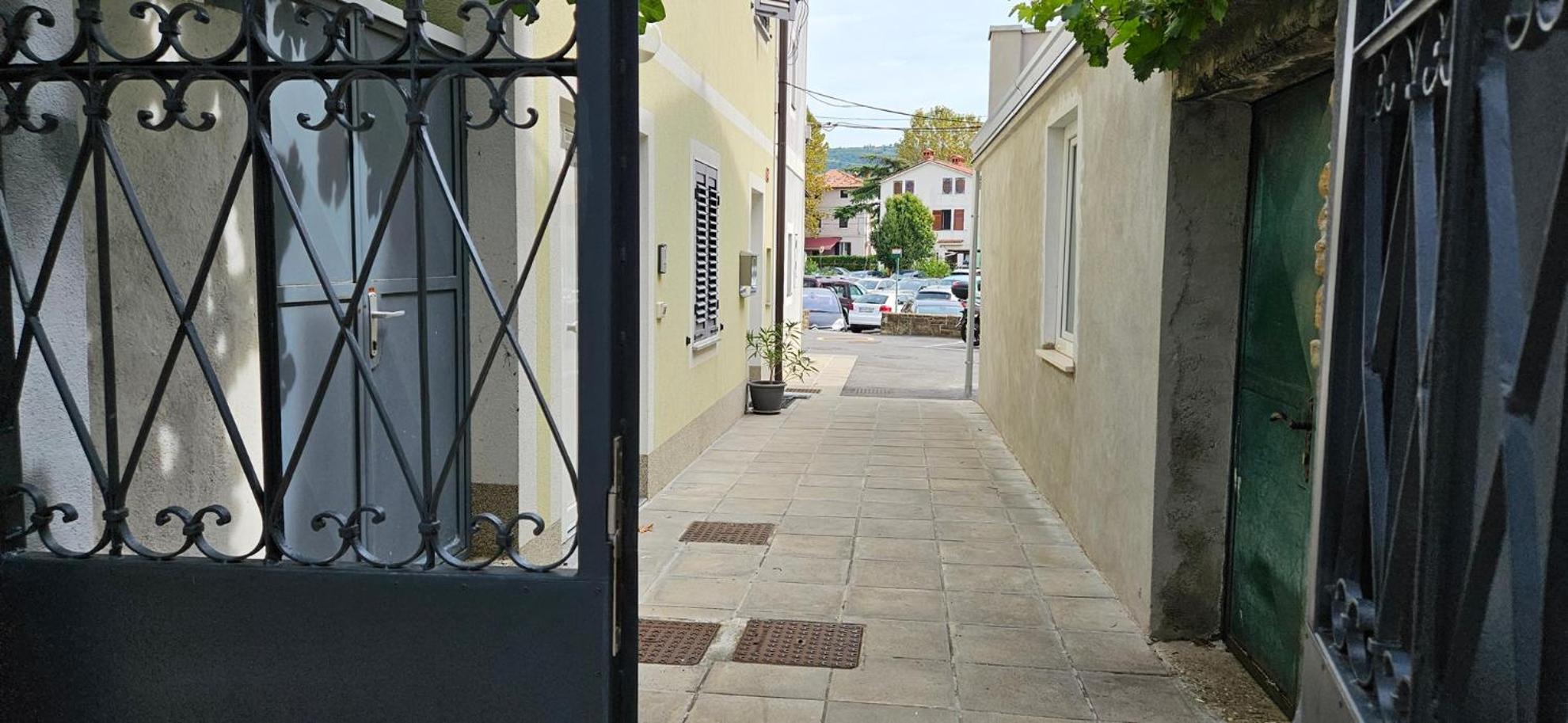 Apartments Laguna Gisela Изола Экстерьер фото