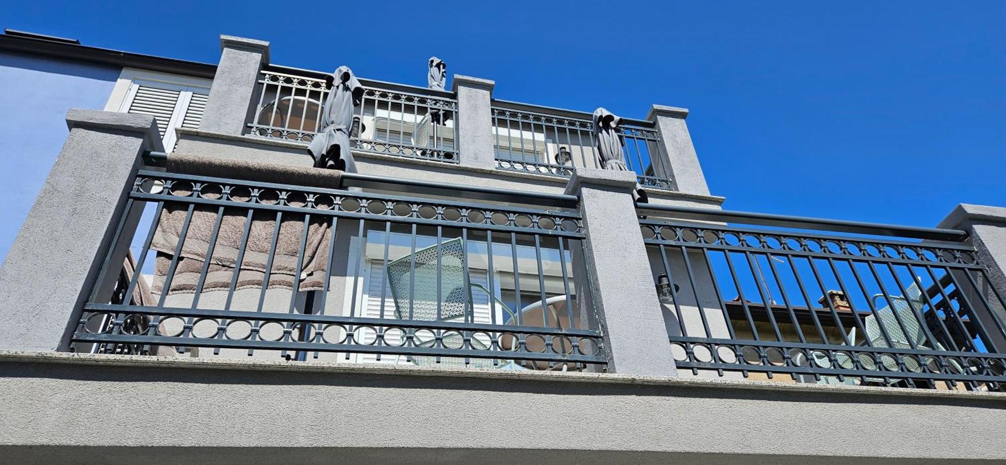 Apartments Laguna Gisela Изола Экстерьер фото